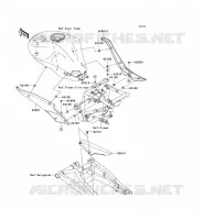 CACHE LAT&Eacute;RAL/GARDE CHAINE pour Kawasaki ER-6N 2007