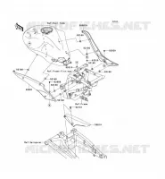 CACHE LAT&Eacute;RAL/GARDE CHAINE pour Kawasaki ER-6N 2008