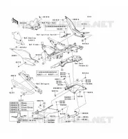CACHE LAT&Eacute;RAL/GARDE CHAINE pour Kawasaki NINJA 250R 2009