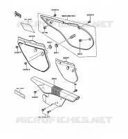 CACHE LAT&Eacute;RAL/GARDE CHAINE(1/2) pour Kawasaki KMX125 1988