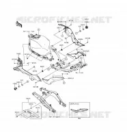 CACHE LAT&Eacute;RAL/GARDE CHAINE pour Kawasaki Z650 2017